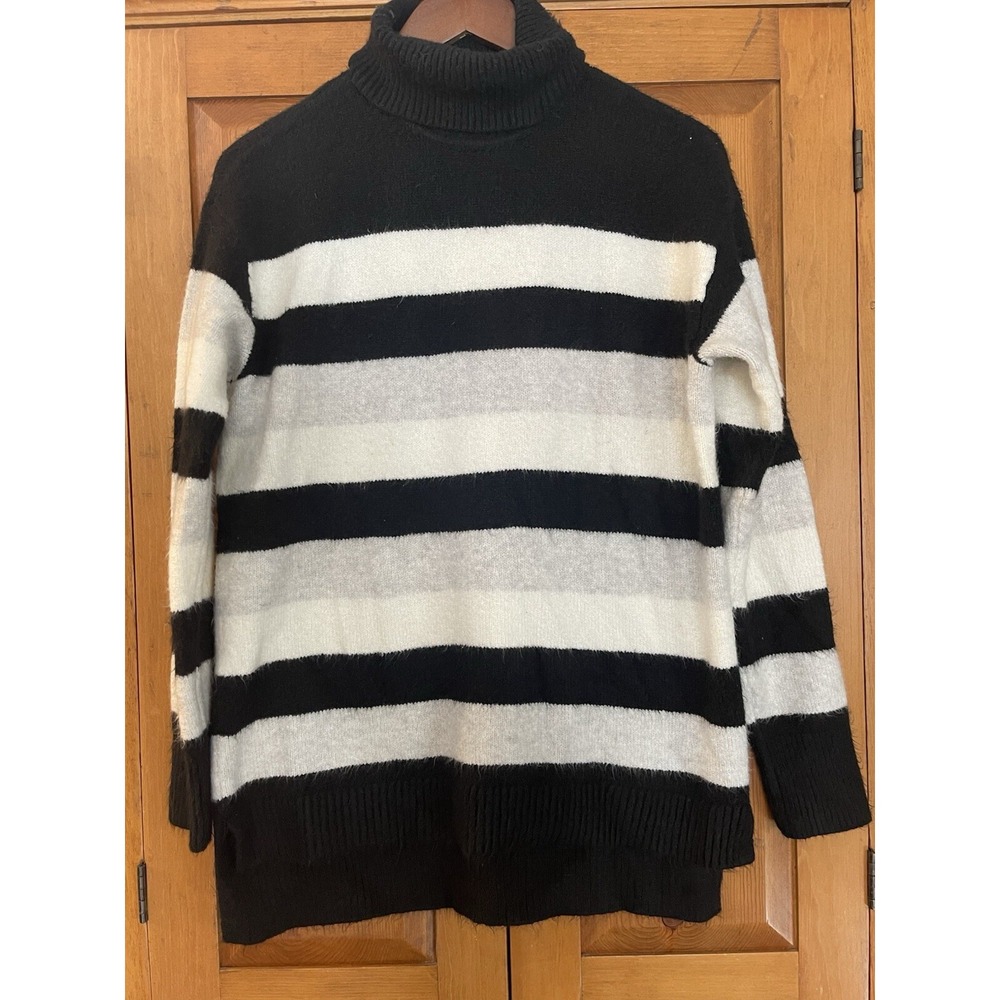 Talbots Women's Turtleneck Sweater Black Grey White Wide Striped Long Tail Soft